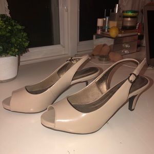 Life stride Women’s heels (WORN ONCE)